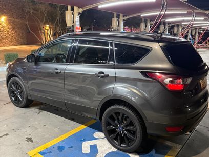 Used 2017 Ford Escape SE w/ Equipment Group 201A