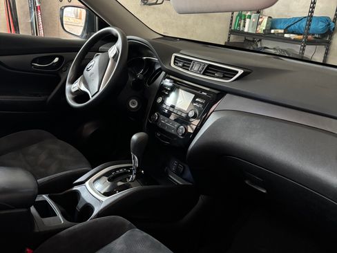 Used 2016 Nissan Rogue S AWD/4WD image 19