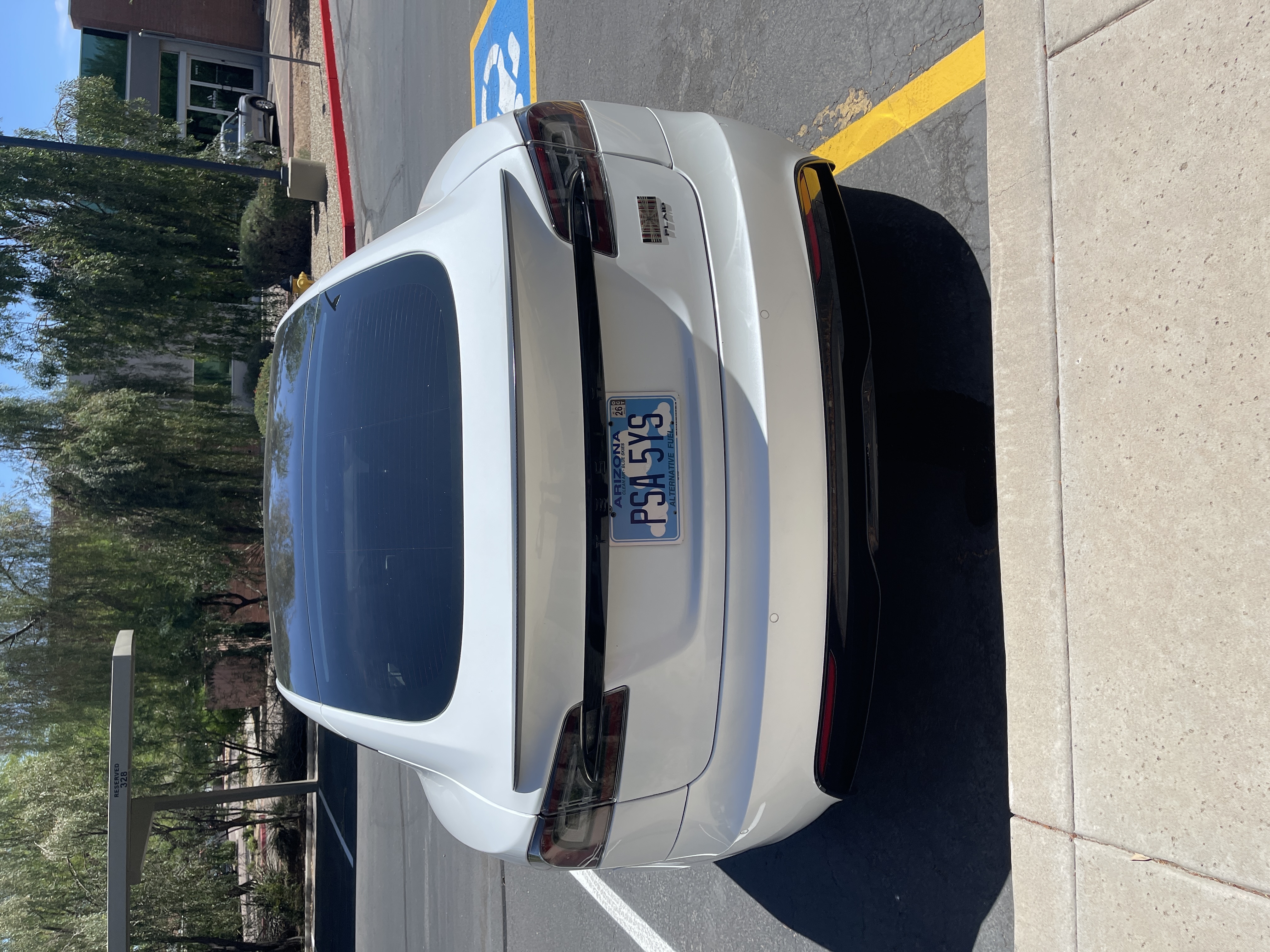 Used 2021 Tesla Model S Plaid AWD/4WD image 2