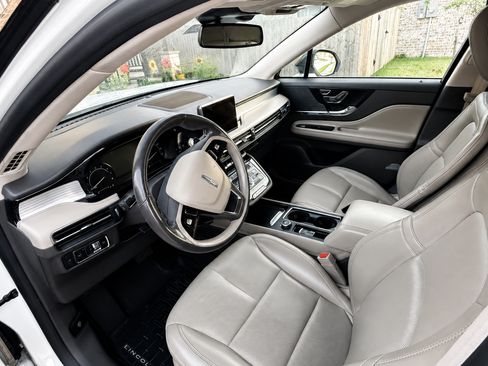 Used 2020 Lincoln Corsair FWD w/ Equipment Group 101A image 13