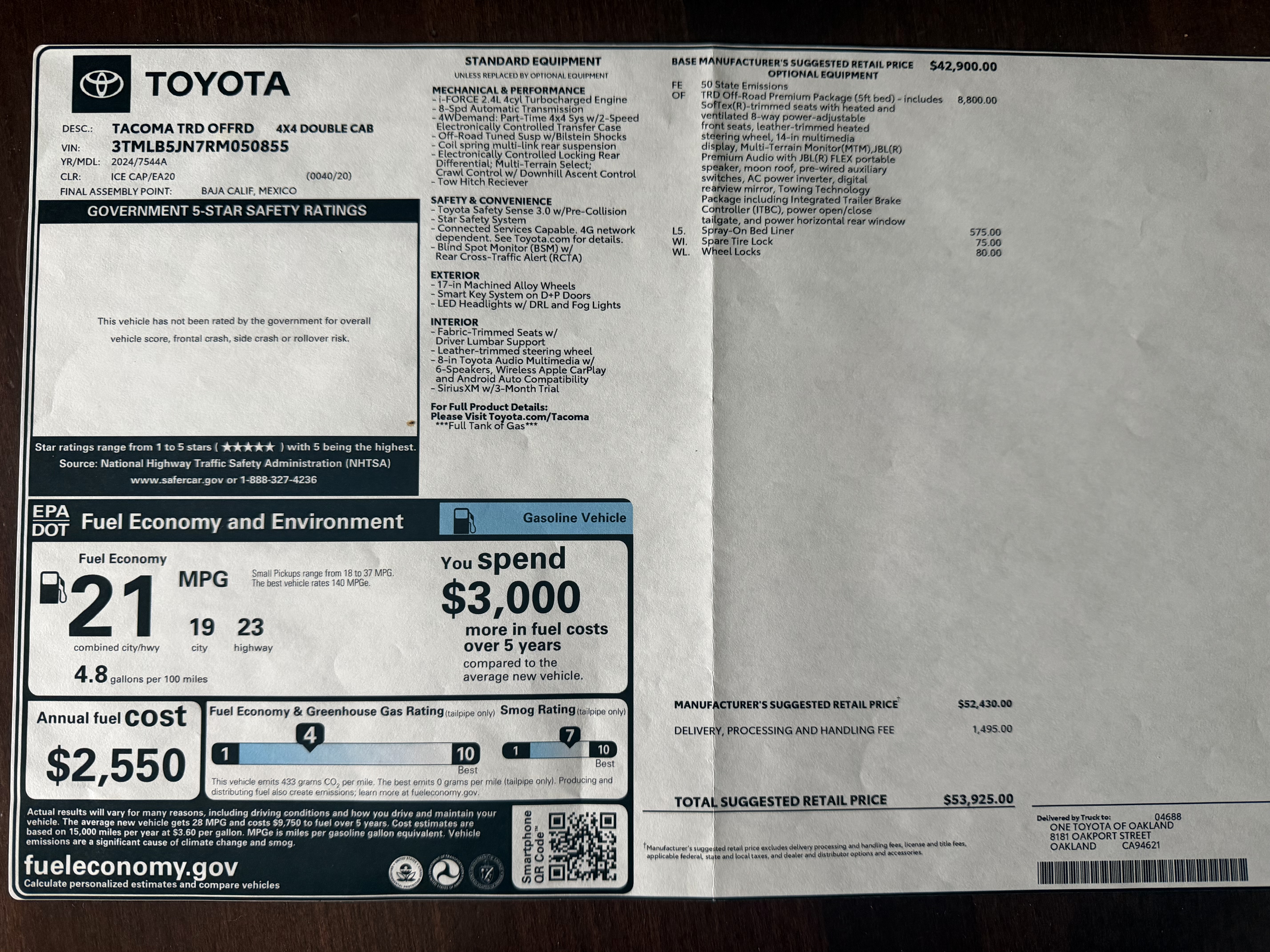 Used 2024 Toyota Tacoma TRD Off-Road w/ TRD Off Road Premium Package AWD/4WD image 19