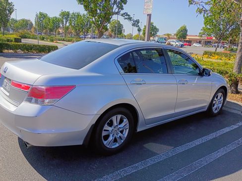 Used 2011 Honda Accord SE image 4