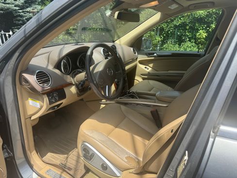 Used 2012 Mercedes-Benz GL 320 BlueTEC 4MATIC image 6