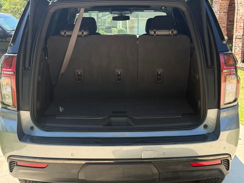 Used 2021 Chevrolet Tahoe Z71 w/ Z71 Signature Package image 6