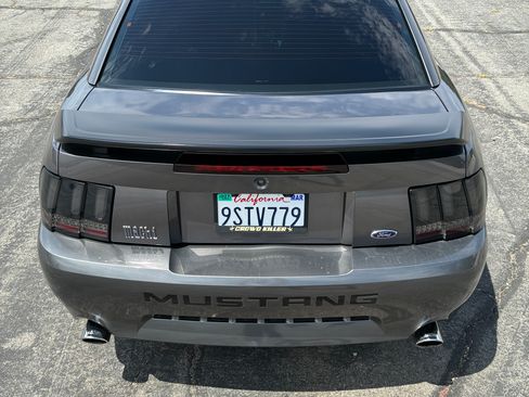 Used 2004 Ford Mustang Mach 1 RWD image 10