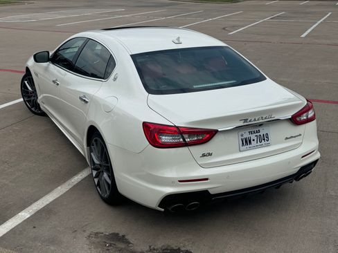 Used 2018 Maserati Quattroporte S GranSport Q4 AWD/4WD image 8