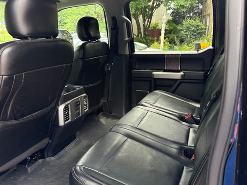 Used 2017 Ford F250 Lariat w/ Lariat Ultimate Package AWD/4WD image 10