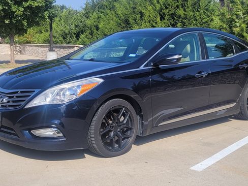 Used 2012 Hyundai Azera w/ Technology Pkg FWD image 1
