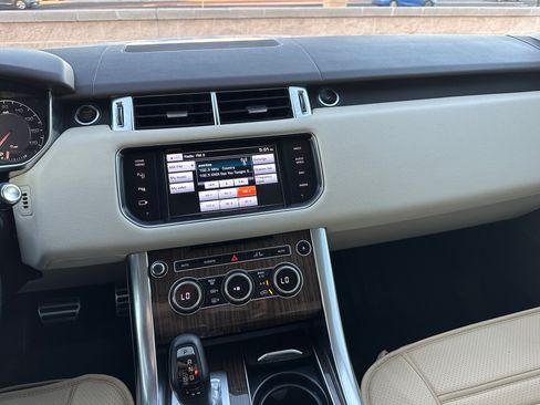 Used 2014 Land Rover Range Rover Sport Supercharged image 15