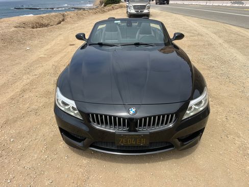 Used 2014 BMW Z4 sDrive35i RWD image 11