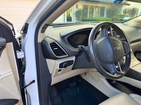 Used 2019 Lincoln Nautilus Reserve w/ Driver Assistance Package image 19