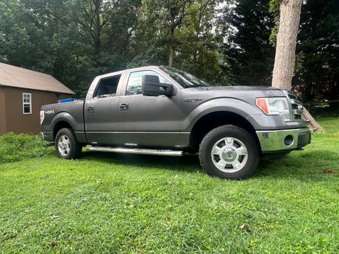 Used 2014 Ford F150 XLT w/ Equipment Group 301A Mid AWD/4WD image 1