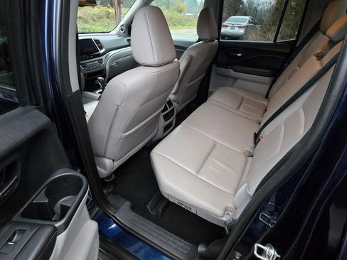 Used 2019 Honda Ridgeline RTL-T image 10