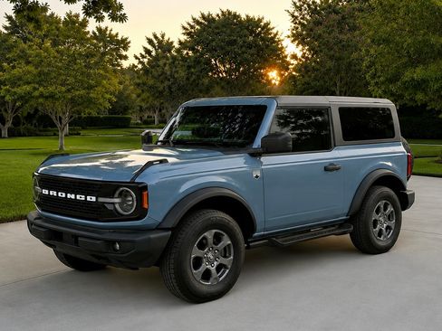 Used 2023 Ford Bronco Big Bend AWD/4WD image 1