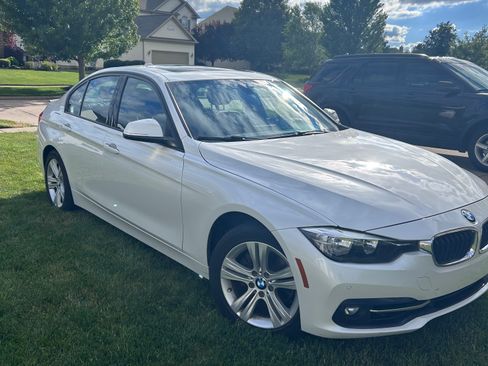 Used 2016 BMW 328i Sedan RWD image 4