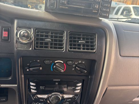 Used 2004 Toyota Tacoma 4x4 Double Cab image 20