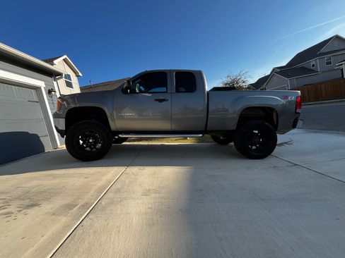 Used 2012 GMC Sierra 1500 SLE w/ Power Tech Package image 2