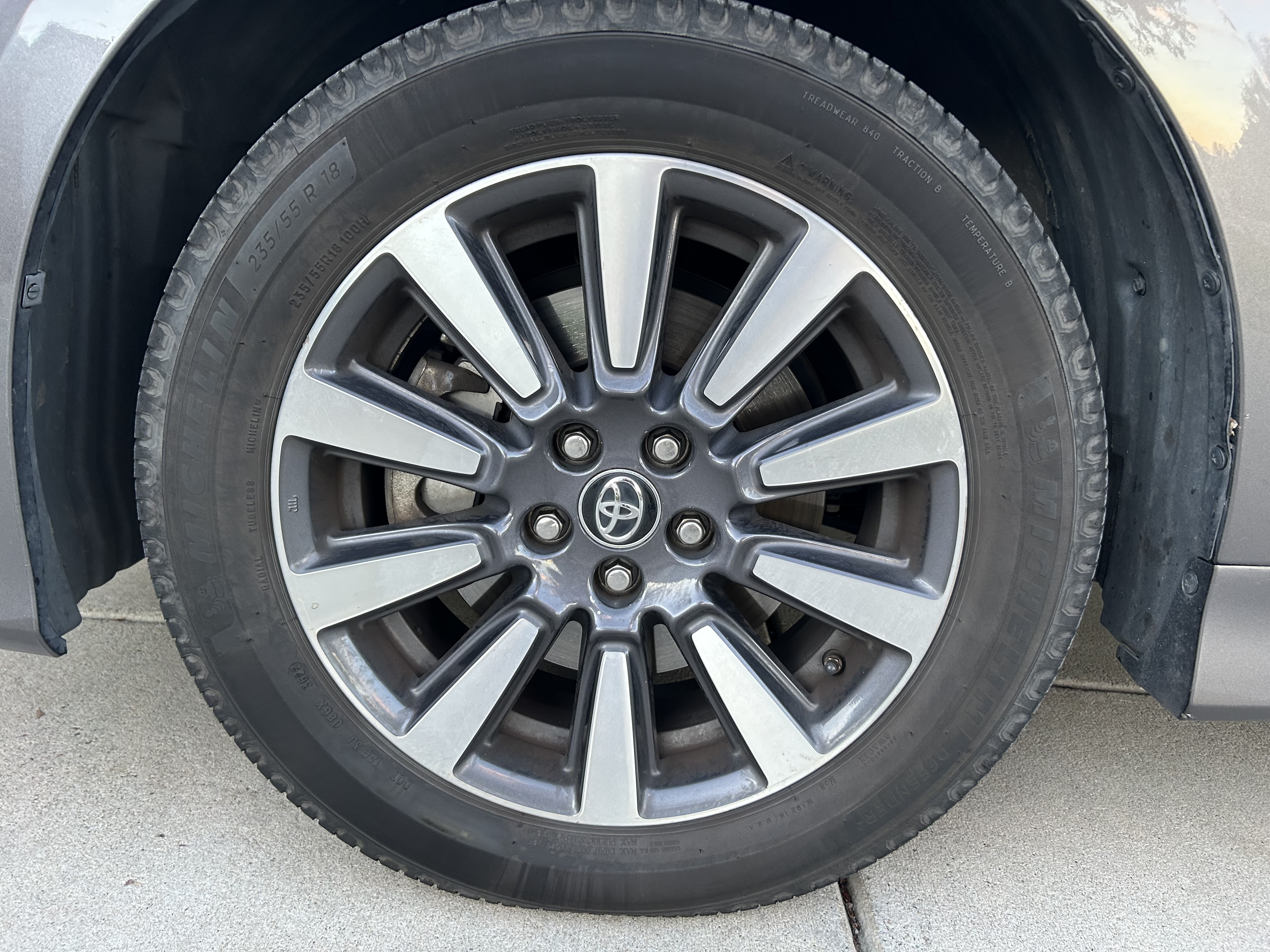 Used 2019 Toyota Sienna XLE Premium AWD/4WD image 11