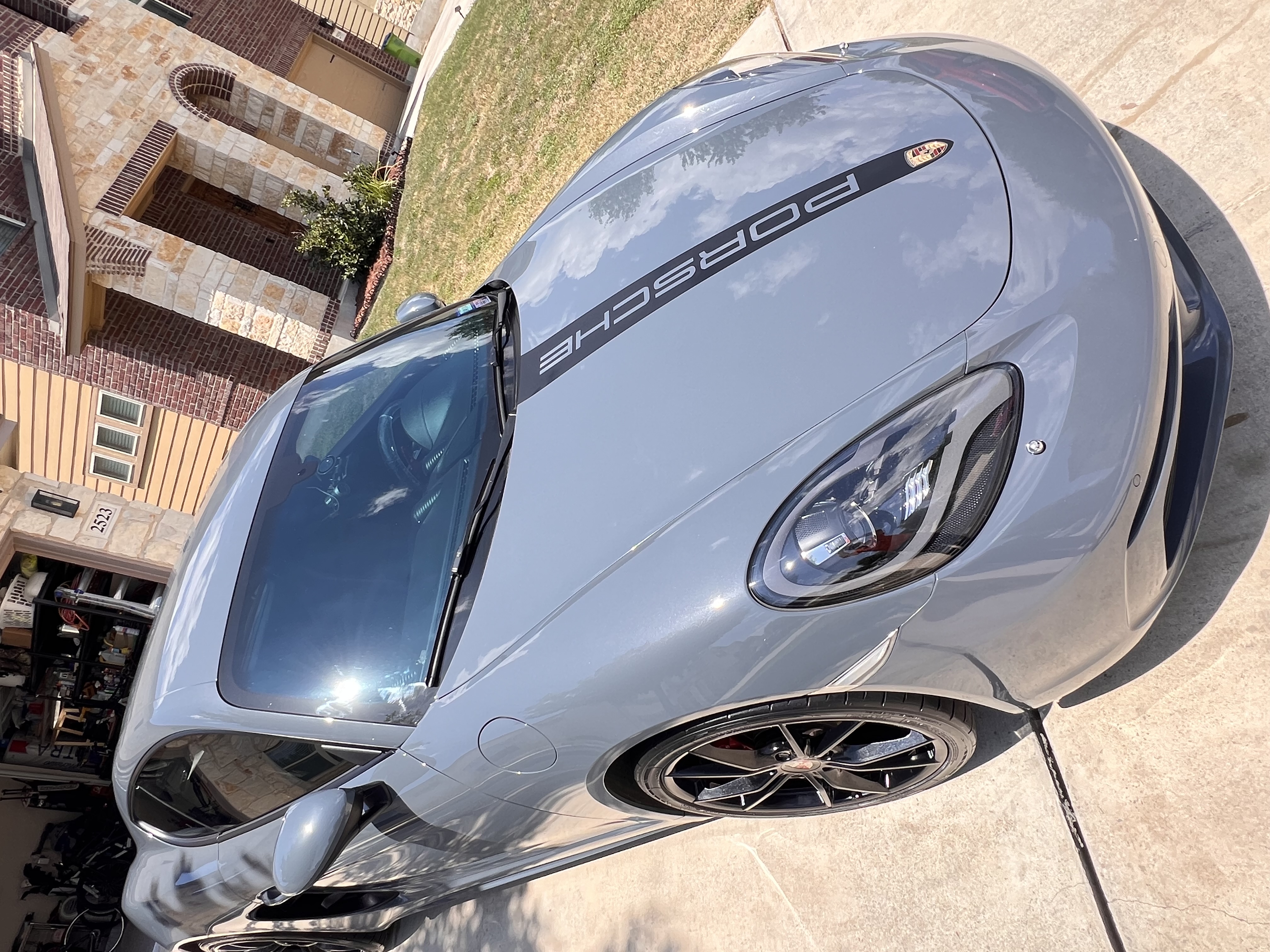 Used 2018 Porsche 718 Cayman RWD image 2