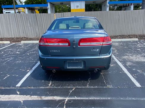 Used 2012 Lincoln MKZ FWD image 4