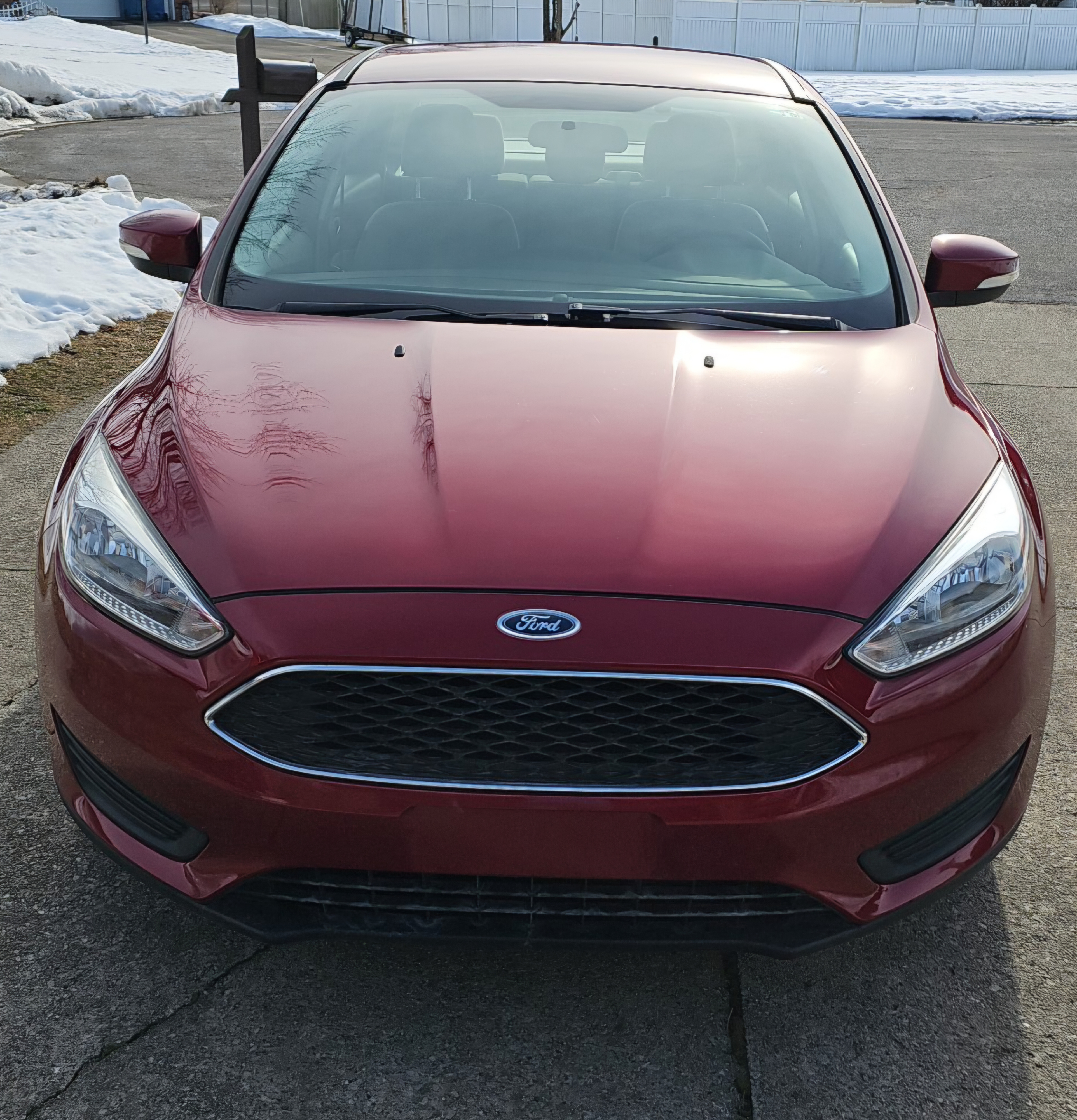 Used 2017 Ford Focus SE FWD image 2