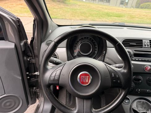 Used 2013 FIAT 500 Turbo w/ Beats Audio Pkg FWD image 15