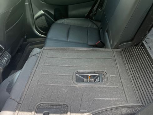 Used 2019 Subaru Outback 2.5i Limited AWD/4WD image 12
