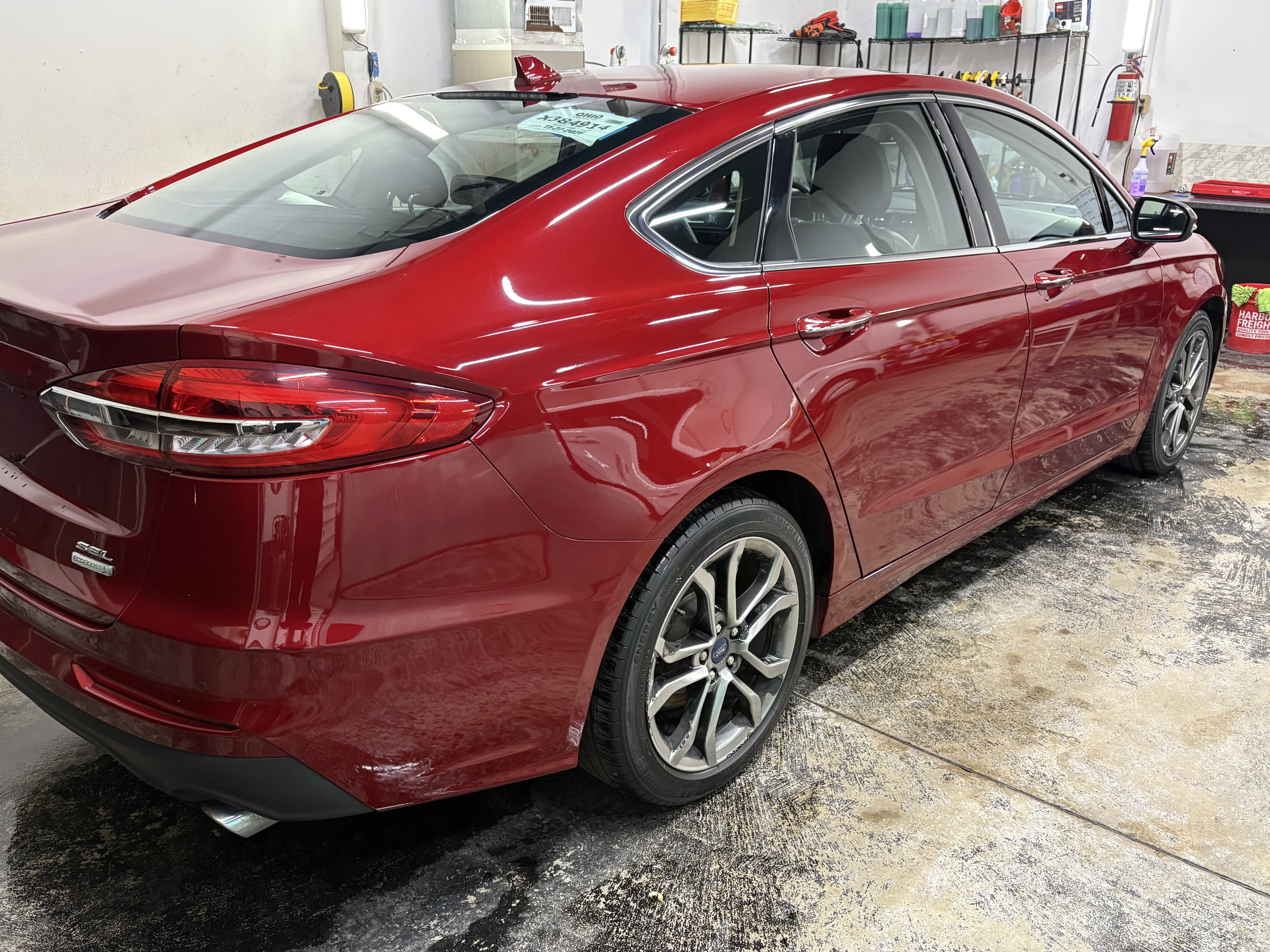 Used 2019 Ford Fusion SEL FWD image 5