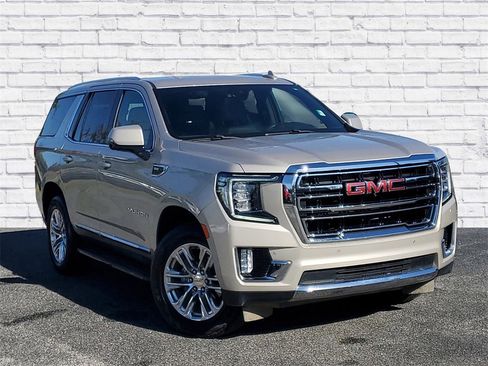 Used 2022 GMC Yukon SLT w/ SLT Luxury Package RWD image 1