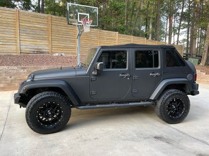 Used 2015 Jeep Wrangler Unlimited Sahara w/ Connectivity Group