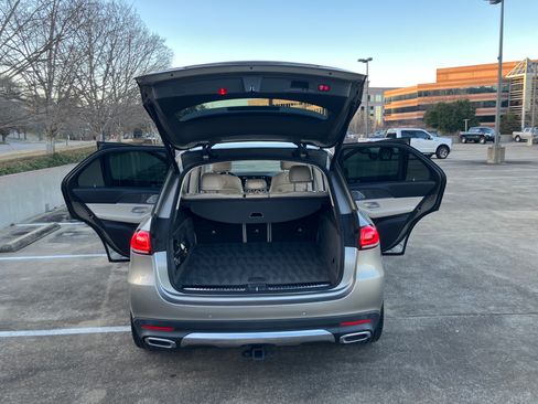 Used 2020 Mercedes-Benz GLE 350 4MATIC image 11