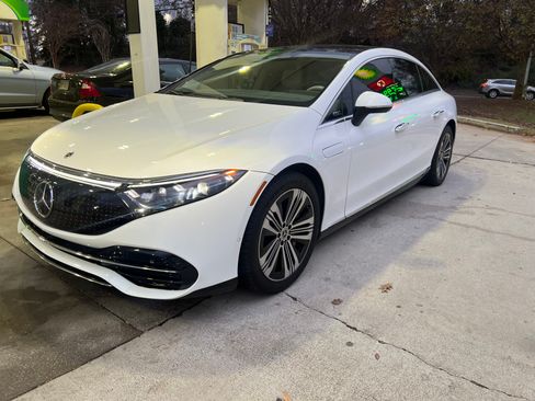 Used 2022 Mercedes-Benz EQS 450+ Sedan image 1