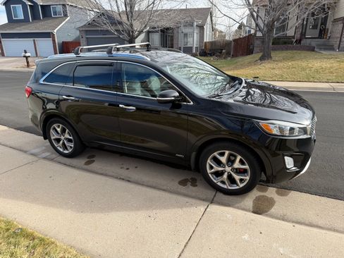 Used 2017 Kia Sorento SX image 1