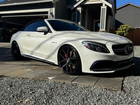 Used 2018 Mercedes-Benz C 63 AMG S image 1