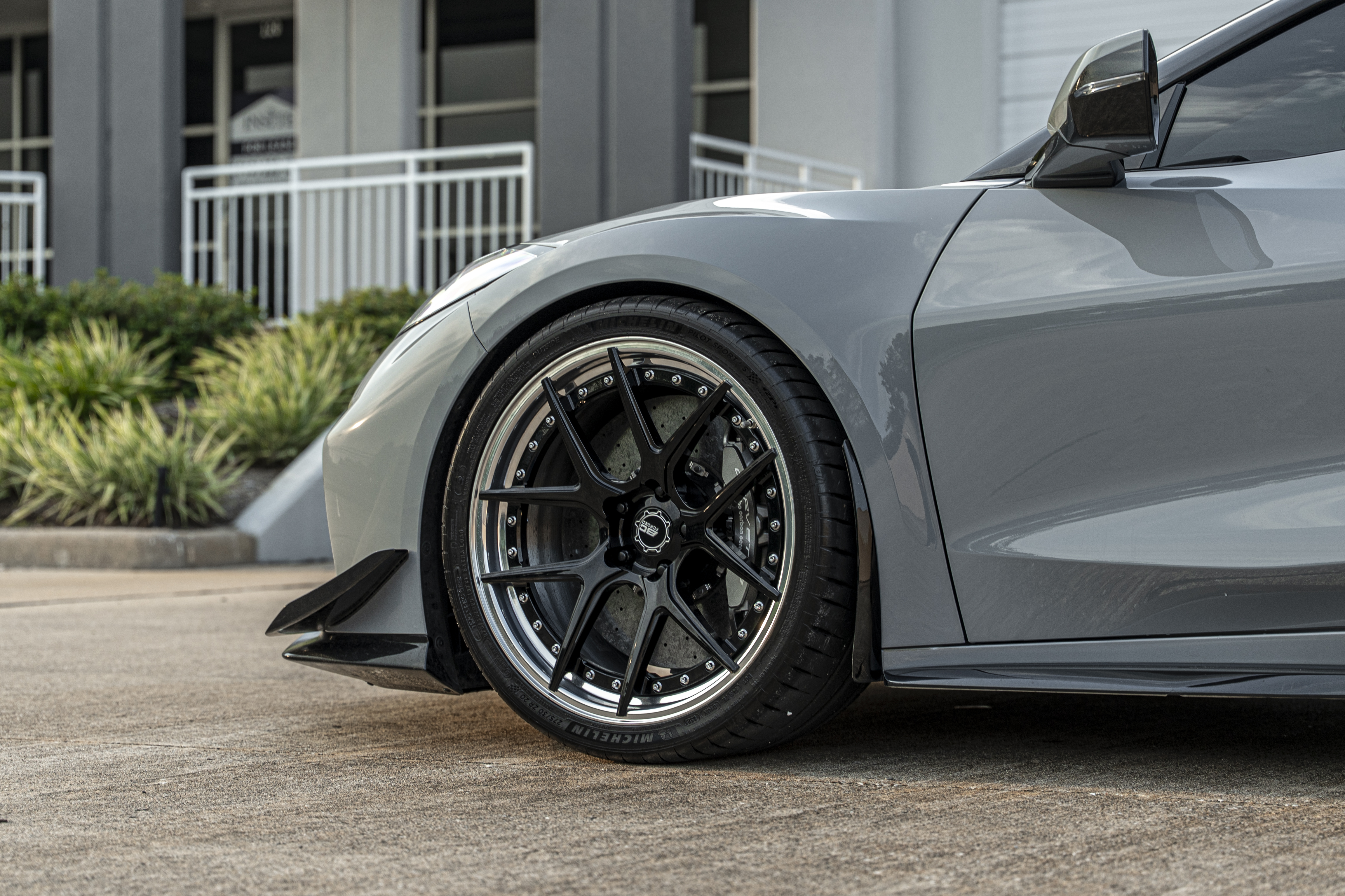Used 2025 Chevrolet Corvette Z06 RWD image 6