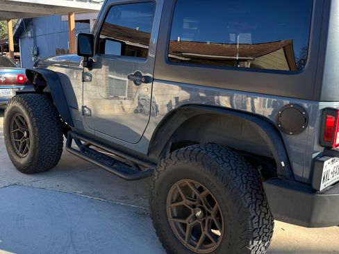 Used 2015 Jeep Wrangler Sport image 7