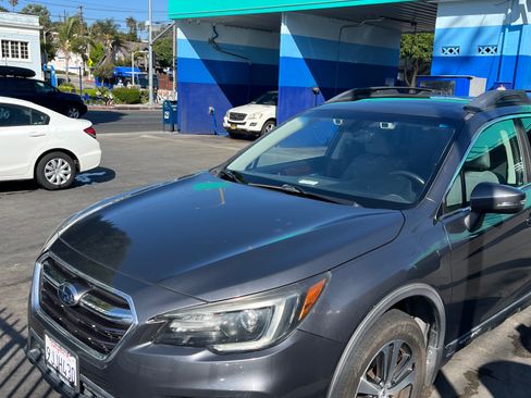 Used 2019 Subaru Outback 2.5i Limited w/ Protection Package #1 AWD/4WD image 4