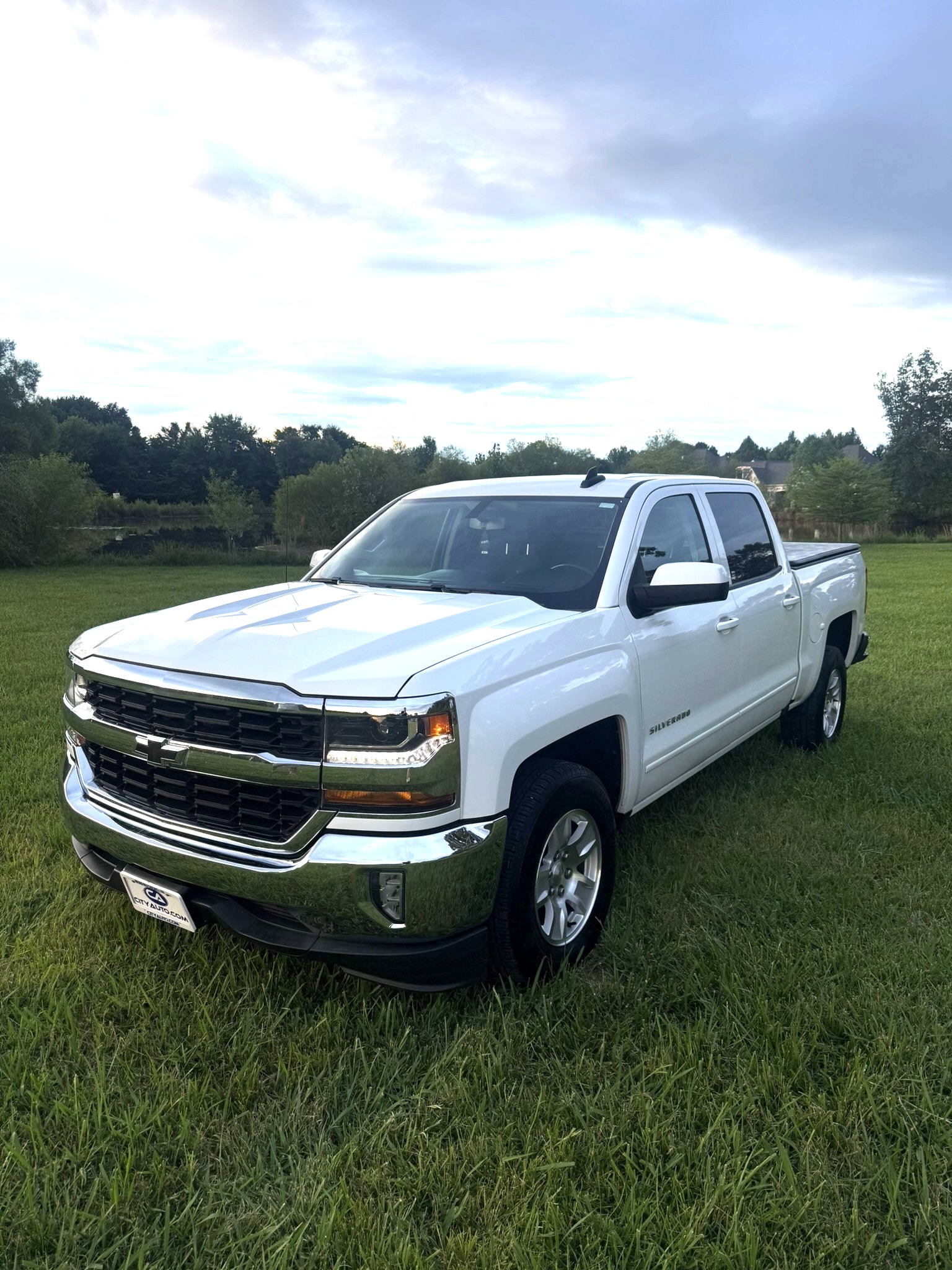 Used 2018 Chevrolet Silverado 1500 LT w/ All Star Edition RWD image 1