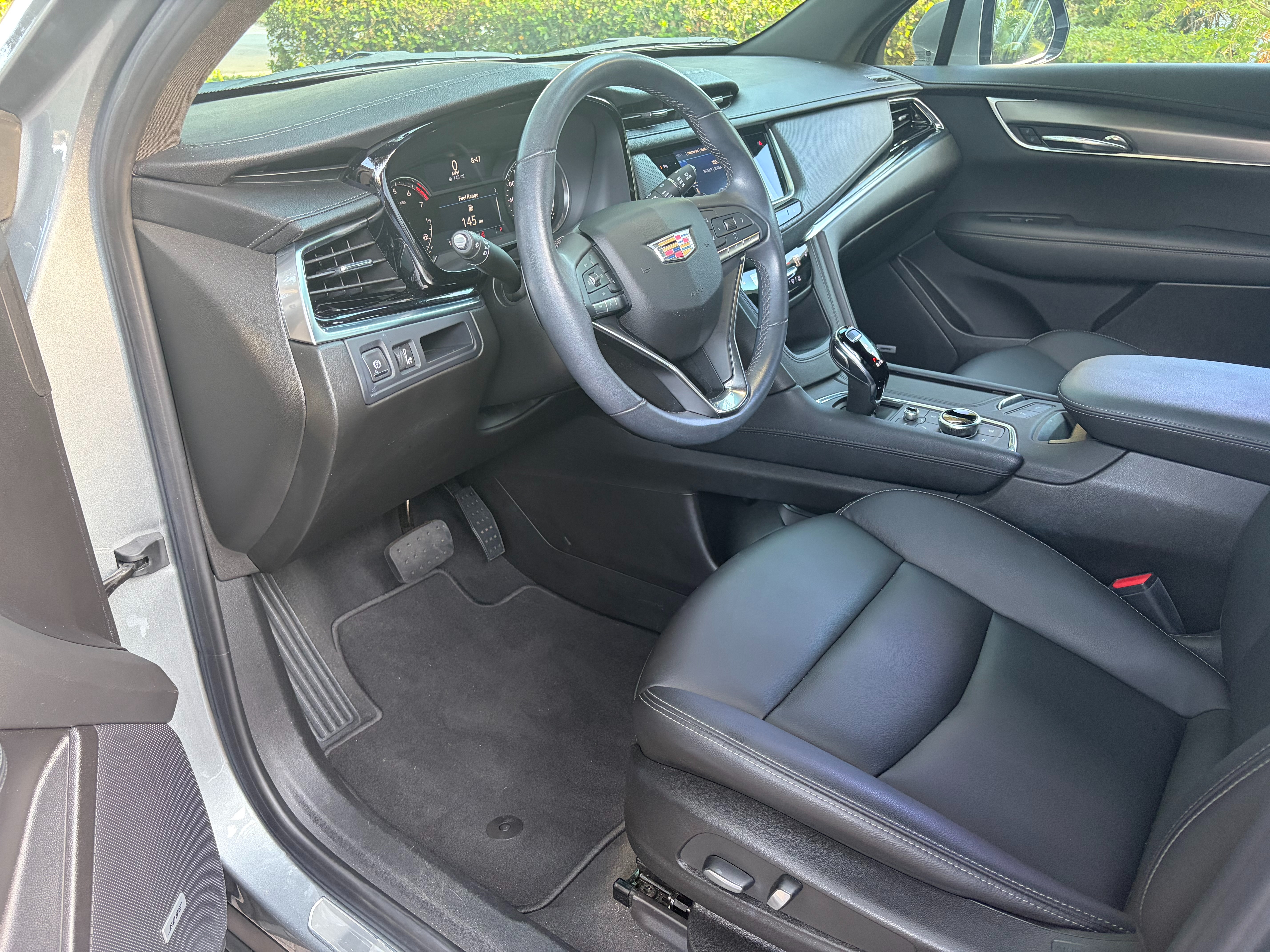 Used 2024 Cadillac XT6 Luxury FWD image 16