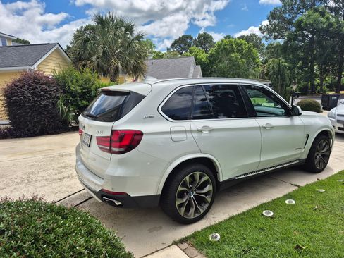 Used 2018 BMW X5 xDrive40e image 6