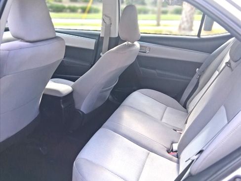 Used 2015 Toyota Corolla L image 7