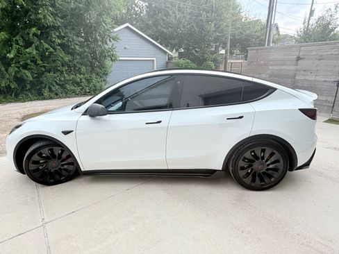 Used 2021 Tesla Model Y Performance AWD/4WD image 13