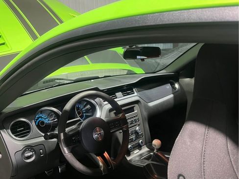 Used 2013 Ford Mustang Boss 302 w/ Boss 302 Accessory Pkg RWD image 18