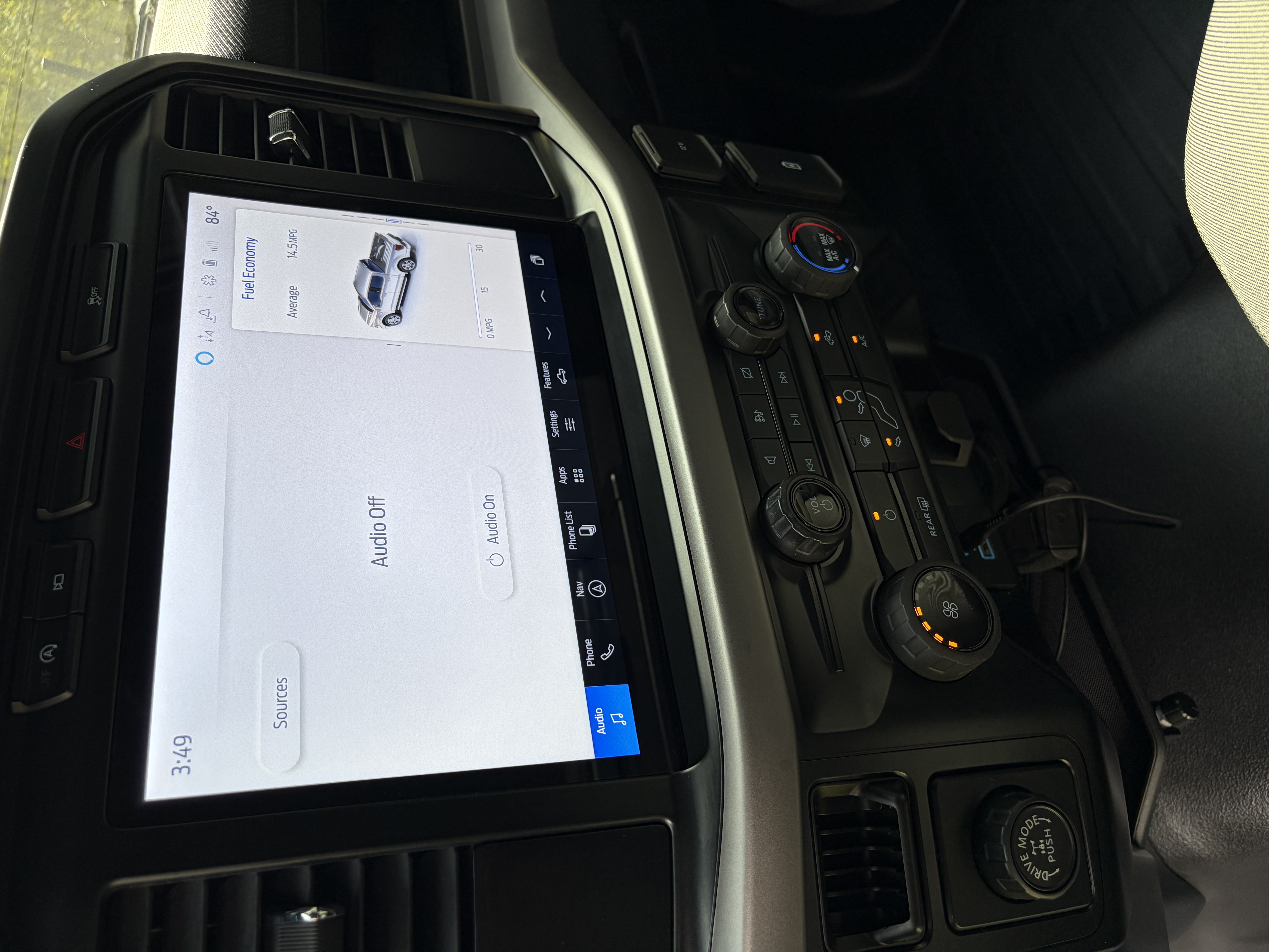 Used 2024 Ford F150 XL w/ Equipment Group 103A High RWD image 10