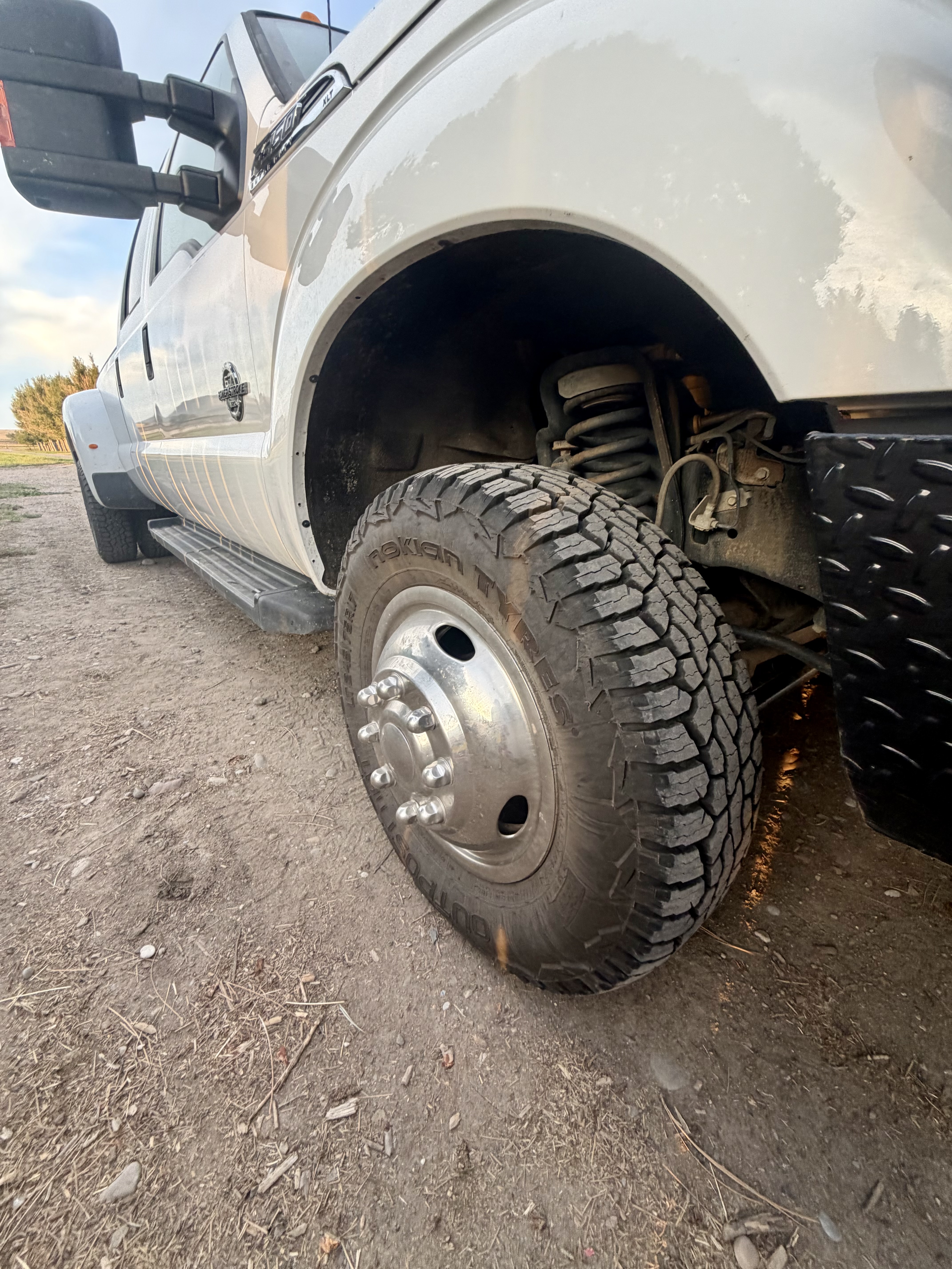 Used 2014 Ford F350 XLT AWD/4WD image 5