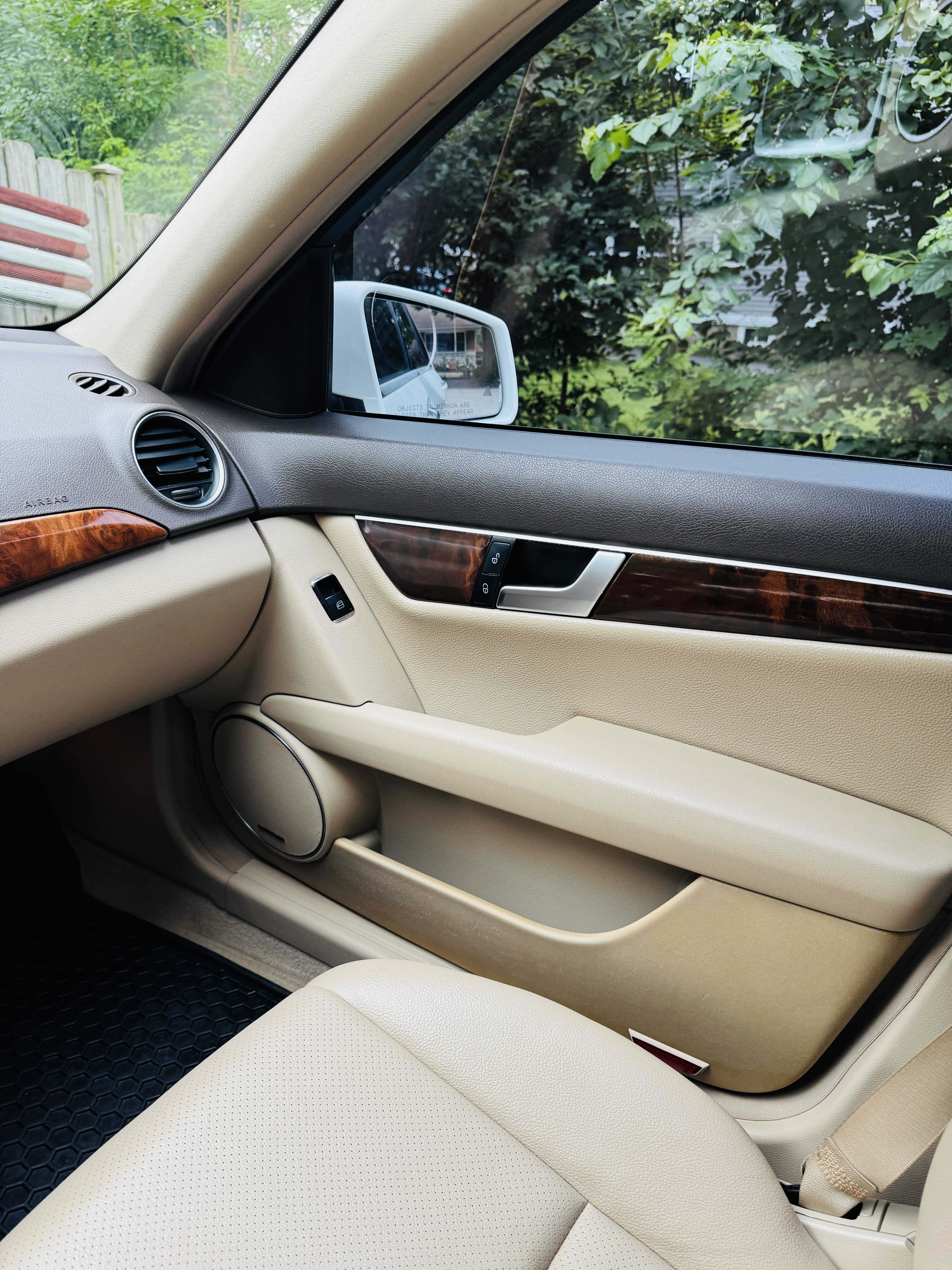 Used 2012 Mercedes-Benz C 300 4MATIC Sedan image 21