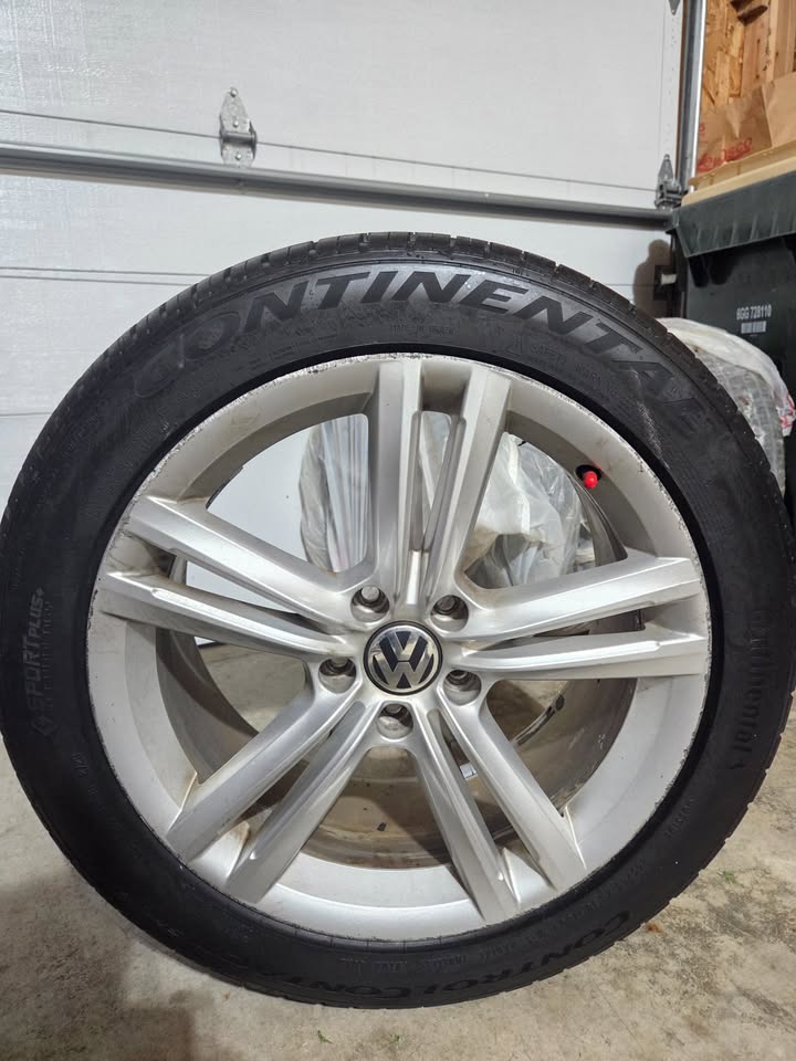 Used 2014 Volkswagen Passat 1.8T SEL Premium FWD image 17