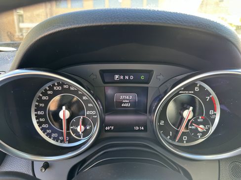 Used 2014 Mercedes-Benz SLK 55 AMG image 25