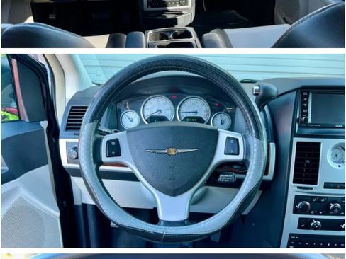 Used 2010 Chrysler Town & Country Touring Plus image 1