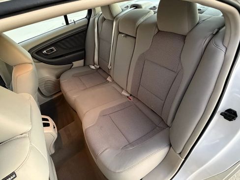 Used 2011 Ford Taurus SEL w/ 201A Rapid Spec Order Code image 20